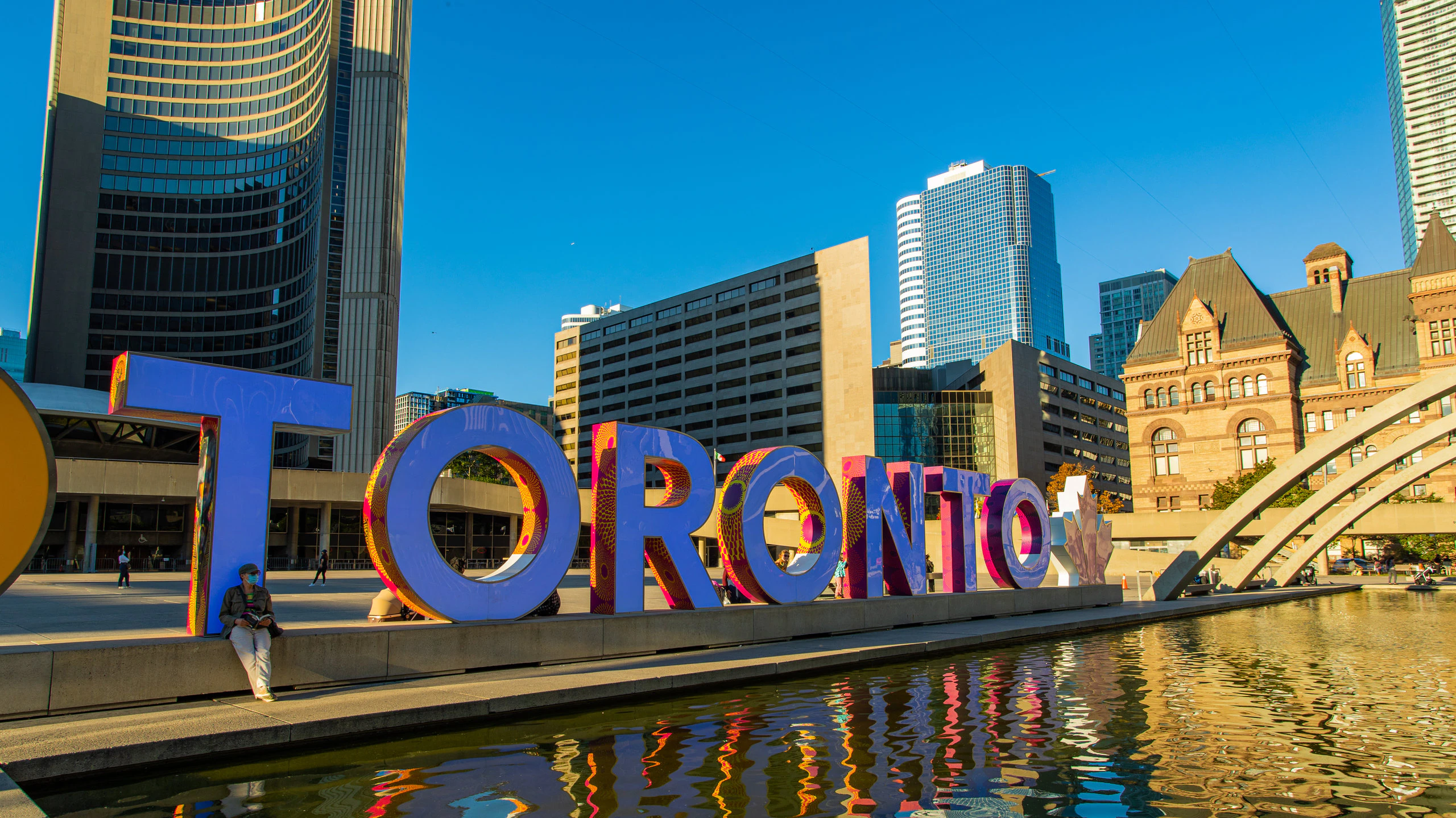 How to get a job in Toronto